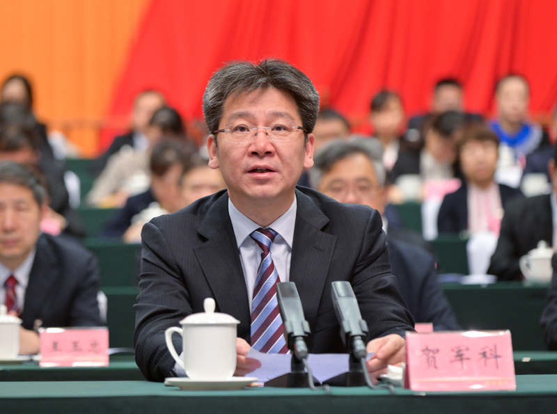 四川省科學(xué)技術(shù)協(xié)會第十次代表大會開幕
主動(dòng)服務(wù)國家大局 堅(jiān)定扛起時(shí)代使命
以磅礴科技力量更好助推四川現(xiàn)代化建設(shè)
王曉暉賀軍科講話 施小琳出席「相關(guān)圖片」